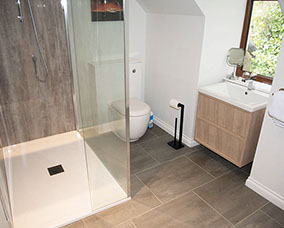 self catering accommodation with en suite bathroom